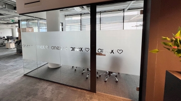 foliamrozonka_salakonferencyjna